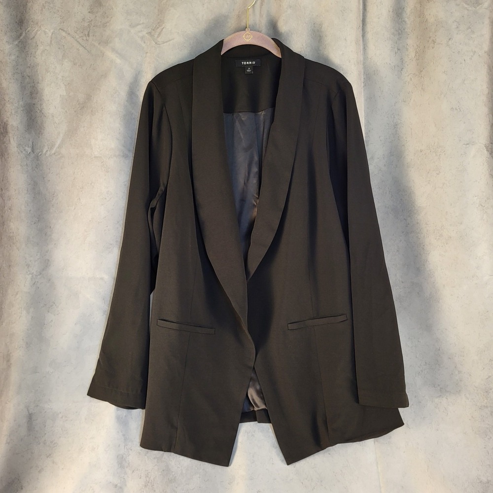 Torrid Blazer Sz 2X (18-20) Jacket Coat Black Shawl Collar Open Front Stretch